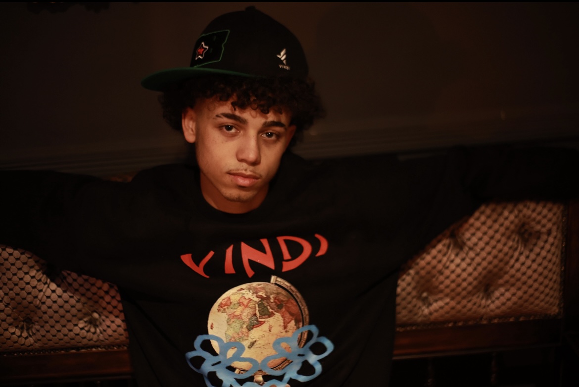 Graphic T's - Image 3
